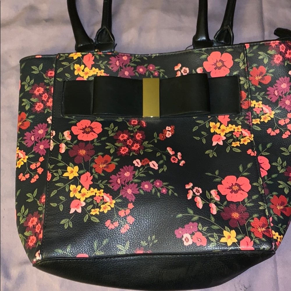 Floral print leather bag